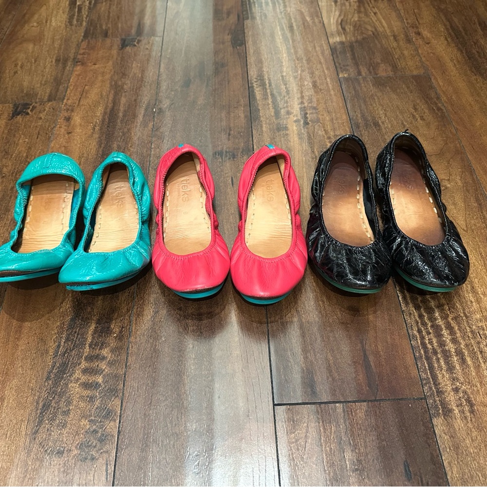 Tieks Teal Patent Leather Flats – Size 6 - Picture 6 of 6